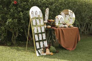 Love factory decor - 12