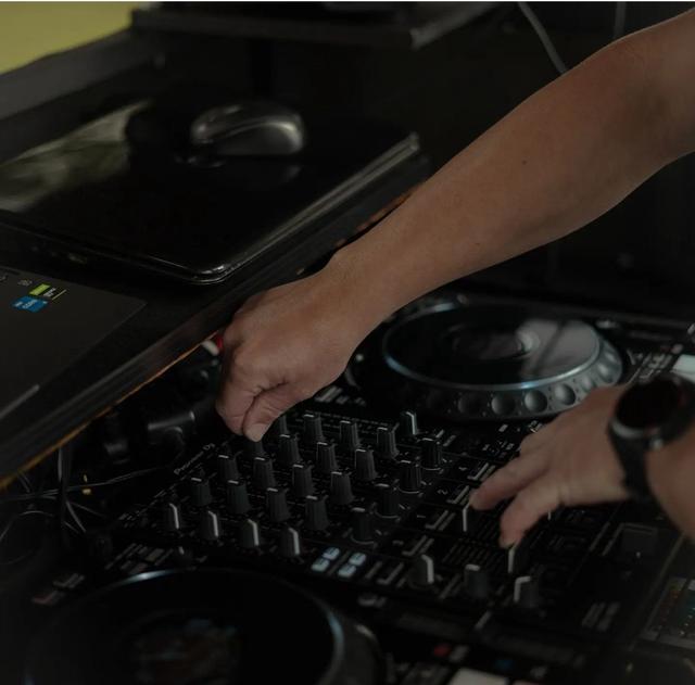 Deejay Vlaaz Events - 2