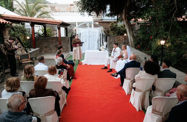 Acidalia Nuez - Maestra de ceremonias - 3