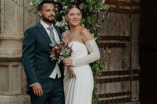 Anita Alvarado Photo - 21