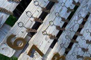 Detalles en Madera DJ - 12