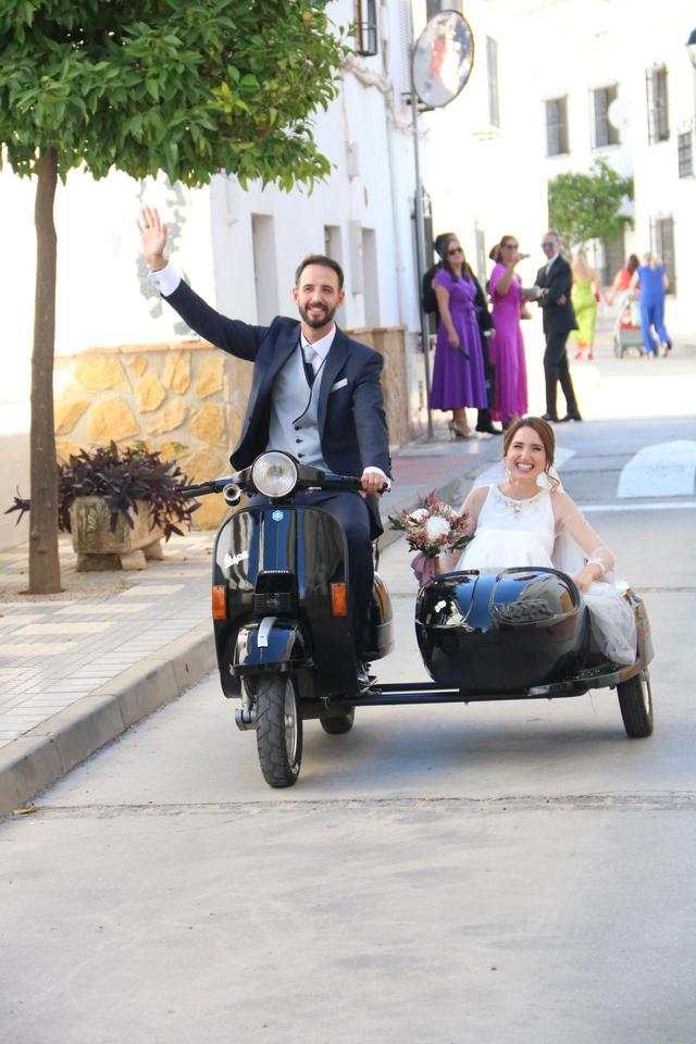 Vespa & Wedding - 2