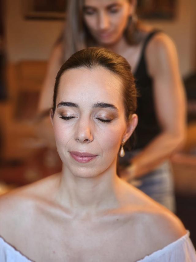 Make Up Easy - 2
