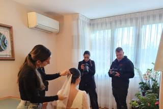 Make Up Easy - 7