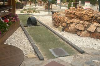 Restaurante Minigolf - 5