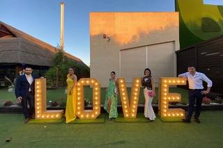All U need is Love - 11