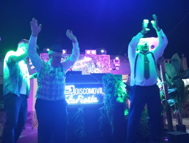 Discomóvil La Fiesta - DJ animador - 4