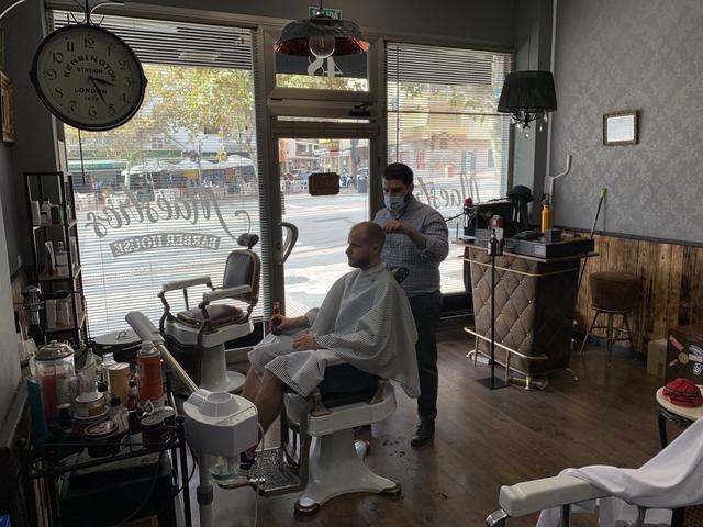 Maestros Barber House - 3