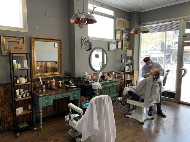 Maestros Barber House - 4