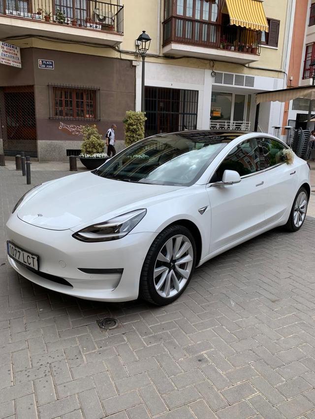 EMotions - Electric Car - 2