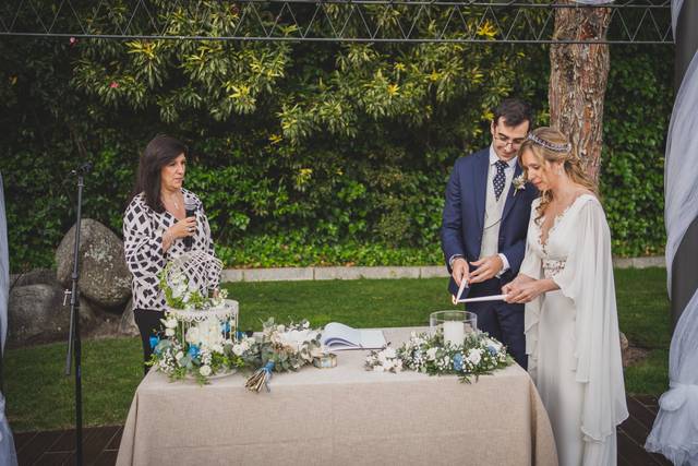 Victoria Luguera Eventos - Oficiantes de ceremonias 5