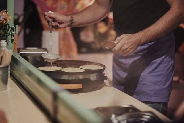 Petite Georgette Crepe Roulotte 4