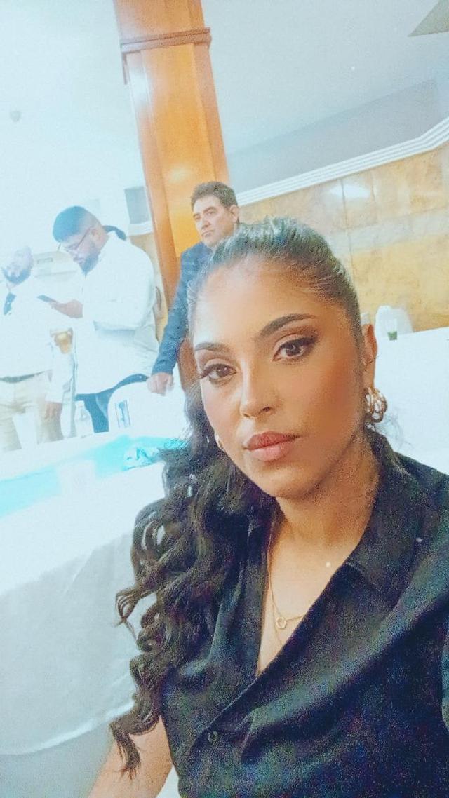 Makeup and beauty - 1