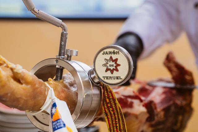 José Luis López Loma - Cortador de jamón - 1