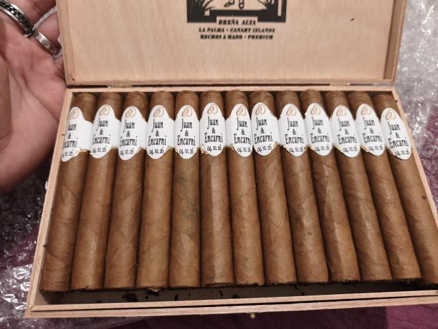 Entre Puros & Tabaco - 1