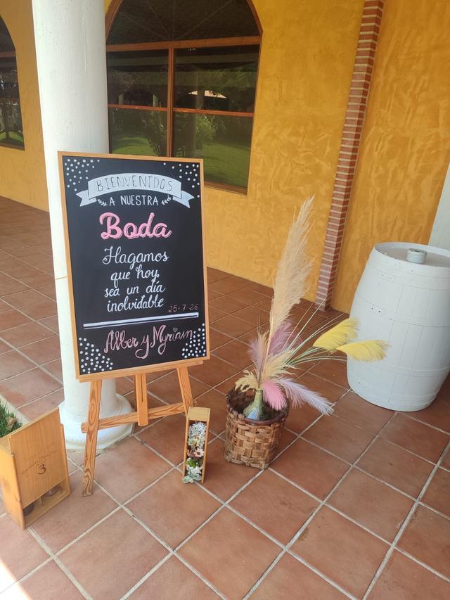 Bodegas Finca Tres Jotas - 2