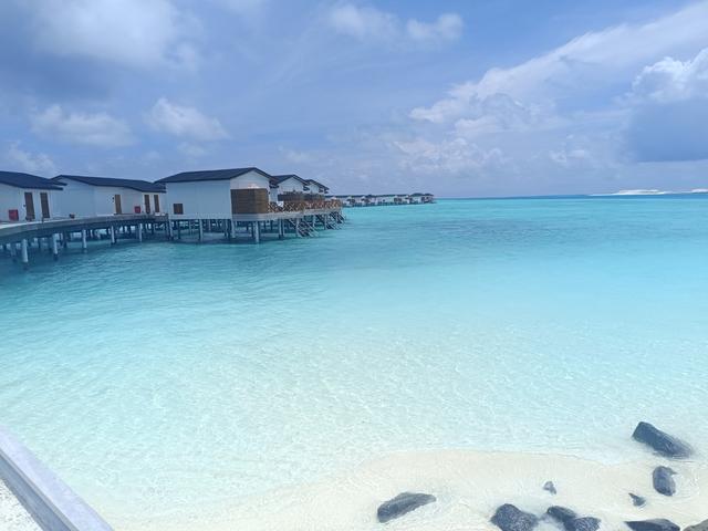 B Travel - 2