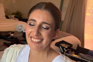 Laura Cantos Maquillaje y Peinado - 5