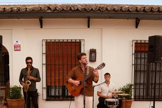 Jesús Rendón - 16
