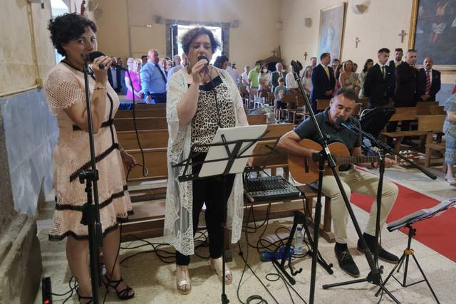 Arena Grupo Musical 3