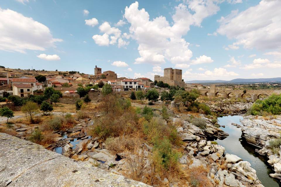 Castillo de Puente del Congosto 3d tour