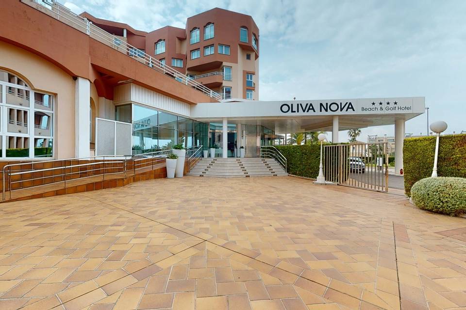 Oliva Nova Beach & Golf Resort 3d tour