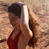 María