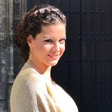María