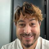 José