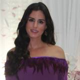 María