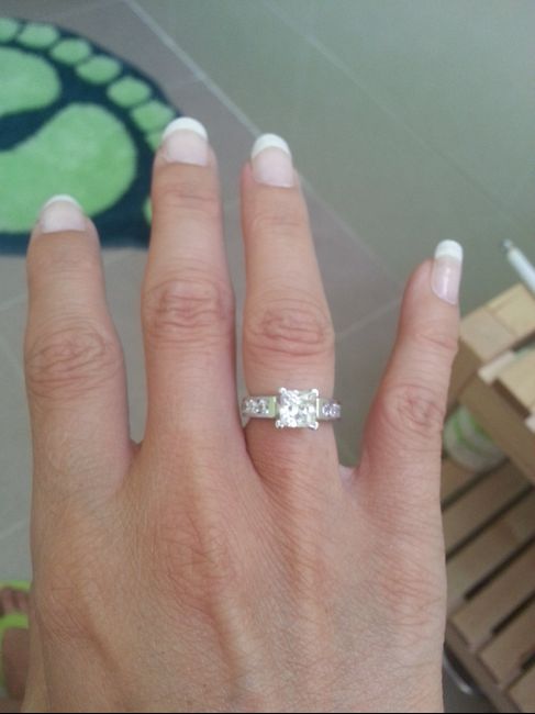 Nuestros anillos de compromiso... 1