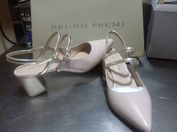 Enamorada de mis zapatos 😍 - 1