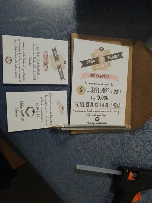Tarjetas para el bus en las invitaciones - 1