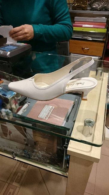 Soy la unica que no usare tacones el dia b??? - 1