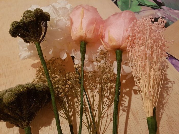 Flores alambradas