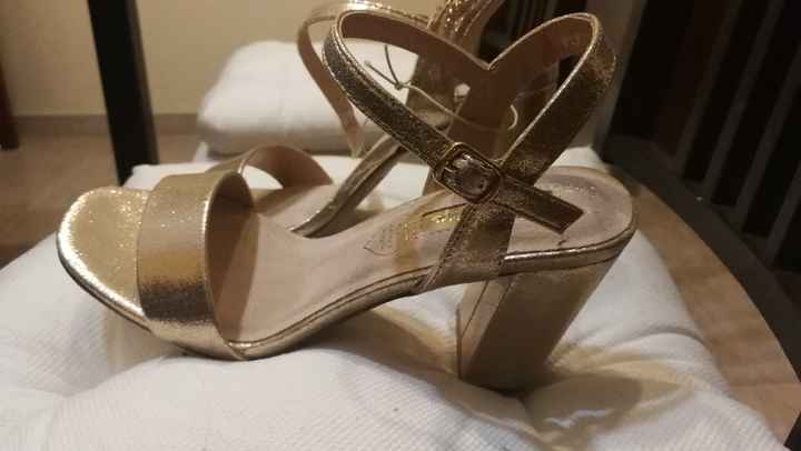 Ya tenemos nuestras sandalias de tacón!! - 1