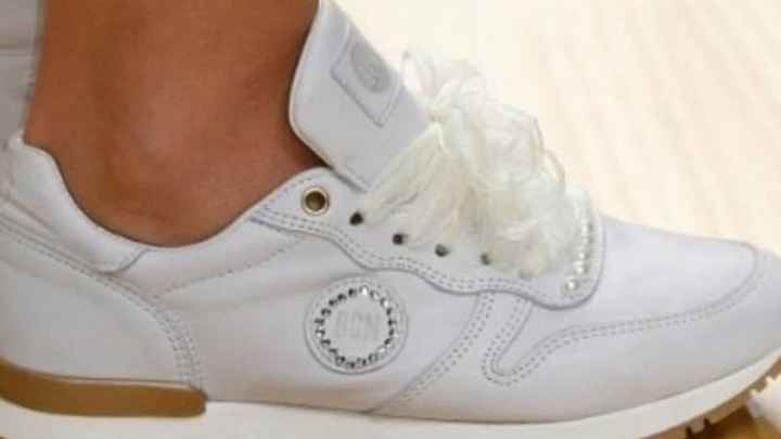 Zapatillas muy 'toscas' para novia? - 1