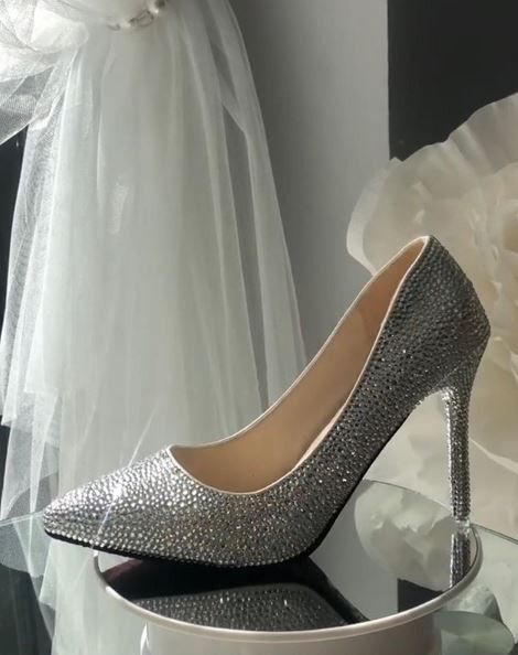 Todo el zapato de cristal