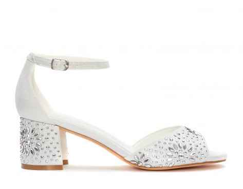 https://www.menbur.com/es/es/zapatos/novia/009775-04