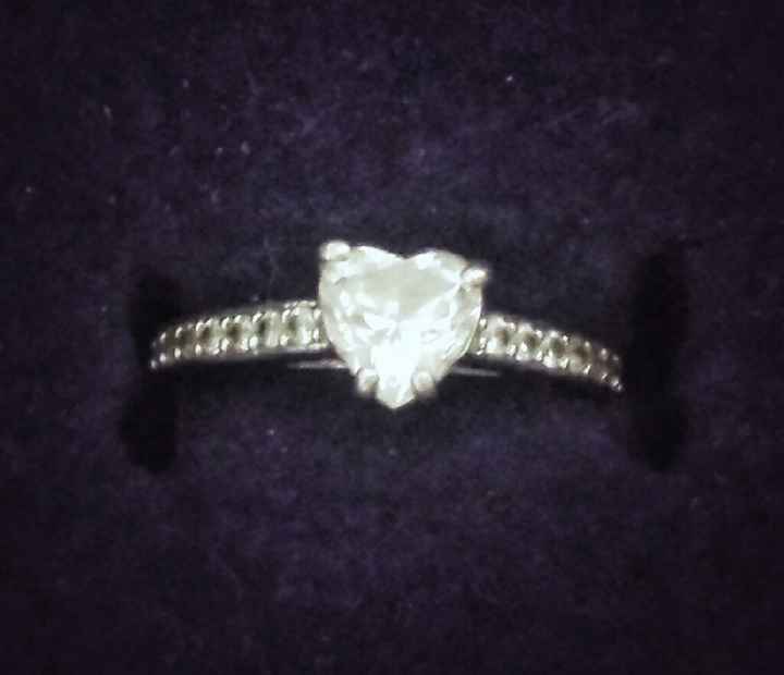 ¿Alguien ayudó a tu novio a escoger el anillo? - 1