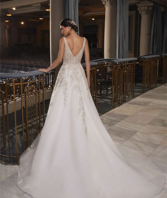 Bodas diferentes, vestidos opuestos - 2