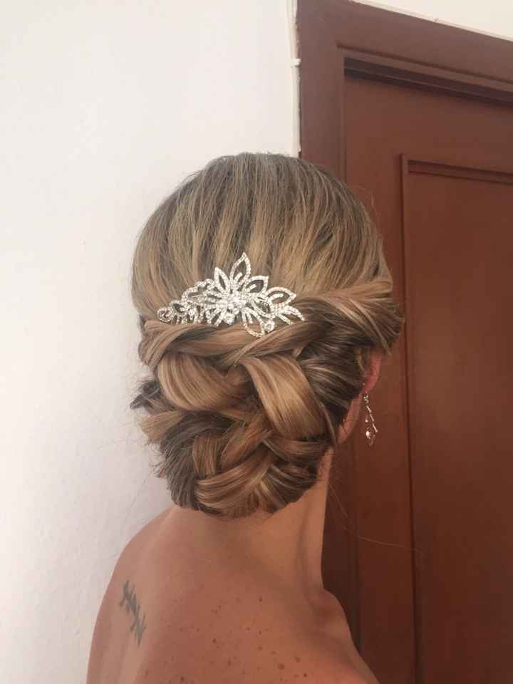 Mi prueba de peinado y maquillaje para el día b - 1