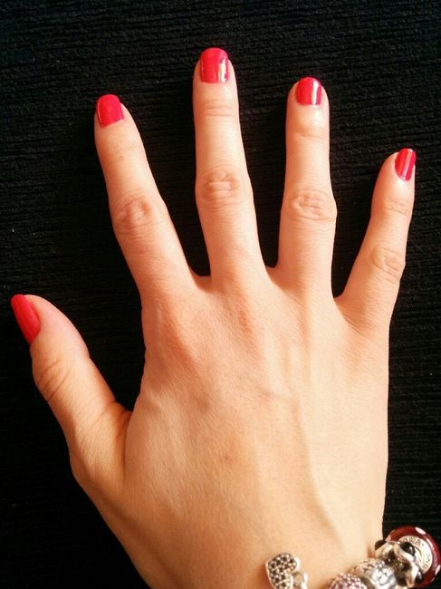 Color de uñas para preboda - 1