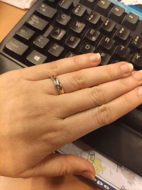 ¡Comparte una foto de tu anillo de compromiso! 💍 - 1