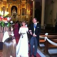 saliendo de la iglesia