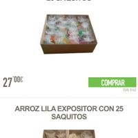 Chica que buscaba arroz de colores para la salida de la ceremonia - 1