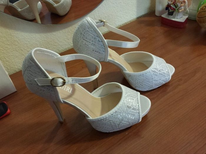 Los zapatos de la novia - 1
