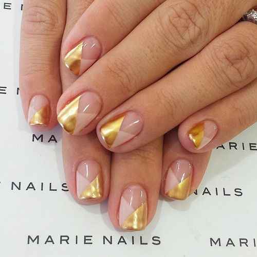 Manicura dorada