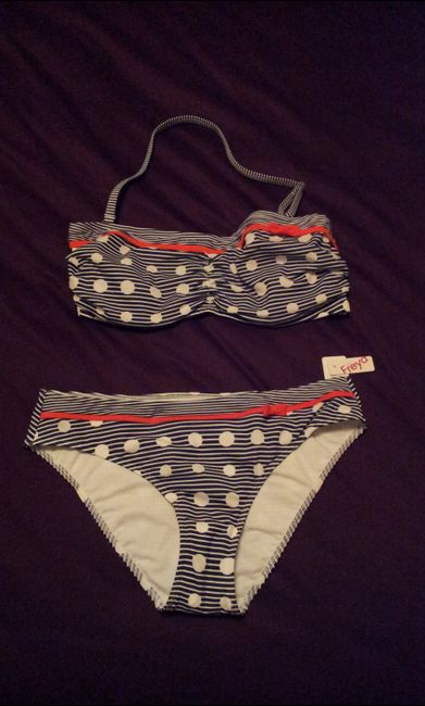 Bikini!!