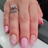 Derecha o izquierda: ¿en qué mano llevas tu anillo de pedida? 💍 - 1